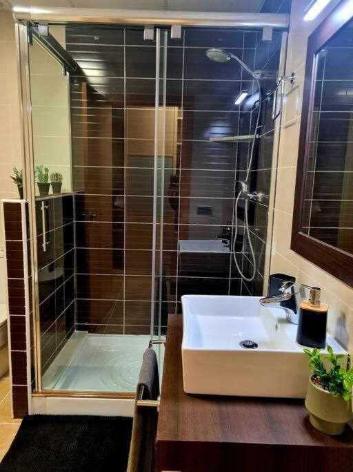 Cal Marc - Piso Con Piscina Y Terraza Apartment Ulldecona Екстериор снимка